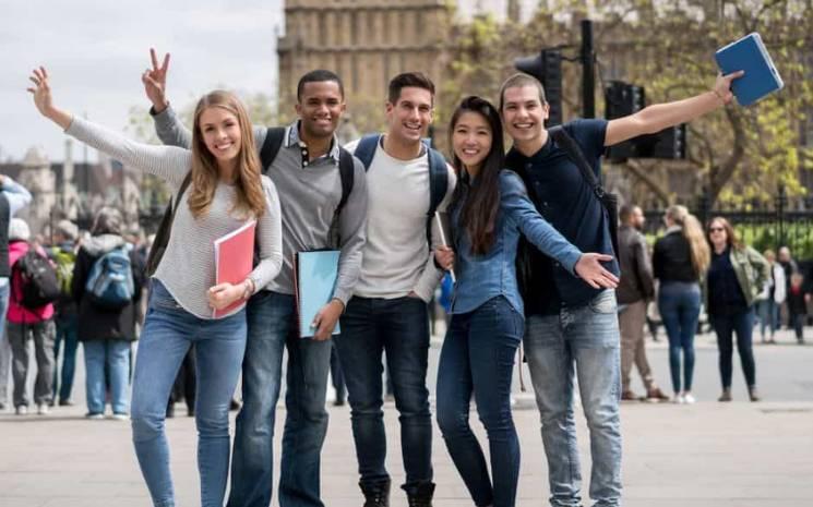 Voyager et apprendre