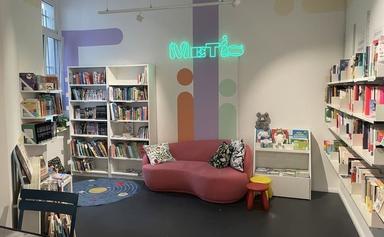 Image de l'intérieur de la librairie Metis