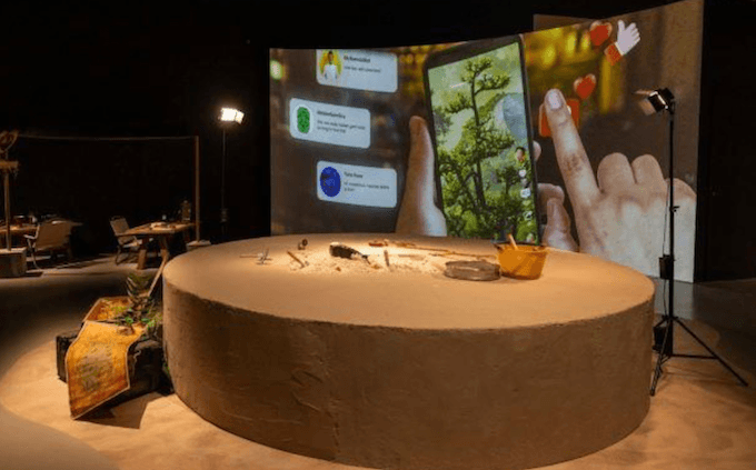 Secrets, Sweat and Sand by NEO_ARTEFACTS (© SAM)