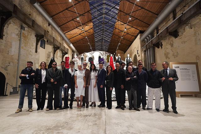 Juanma Moreno à l’exposition Lux / https://x.com/JuanMa_Moreno