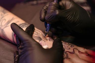 Le boom du tatouage au Vietnam 