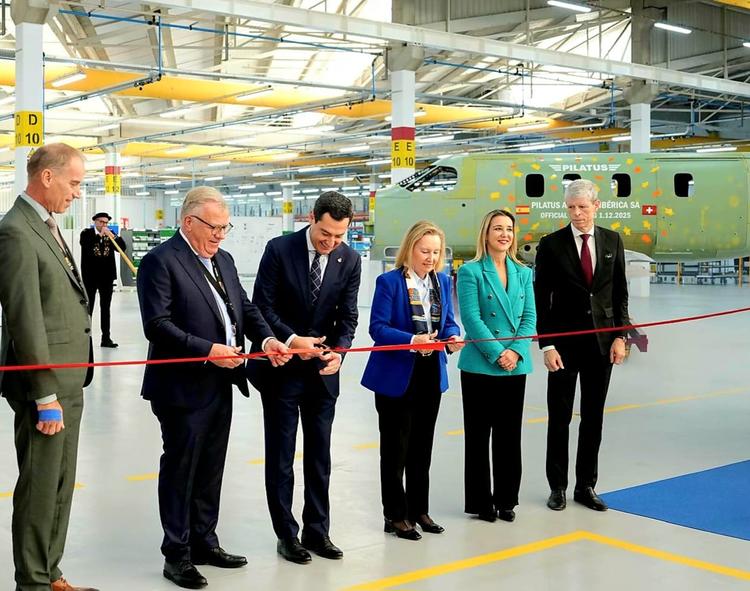  de @PilatusAircraft Ibérica en Alcalá de Guadaíra.