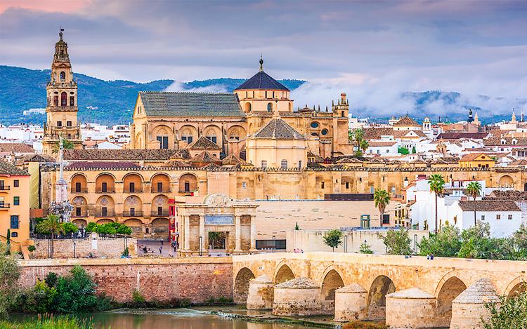 Façade de la Mezquita-Catedral de Córdoba