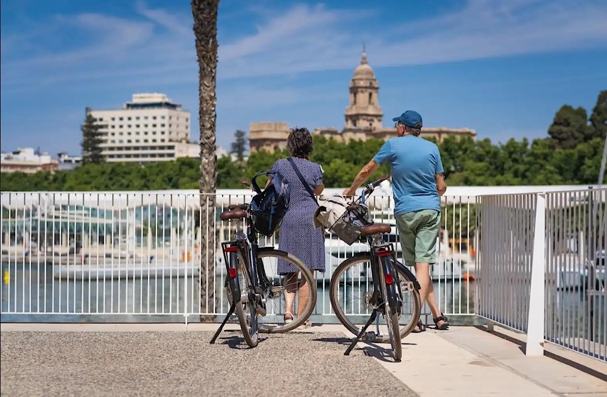 https://visita.malaga.eu/en/what-to-see-and-do/blog/malaga-by-bike-cycling-routes-to-discover-the-city-p1981