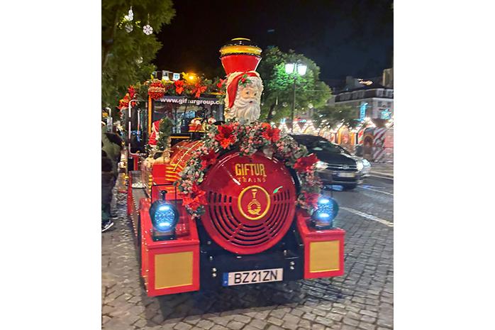 Petit Train de Noël à Lisbonne