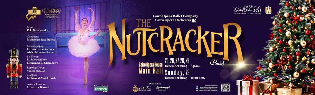 Affiche du ballet Le Casse-Noisette au Cairo Opera House, danseuse et décor de Noël
