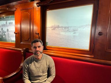 Gabriel Mascaro lors d'une interview pour le petit journal stockholm