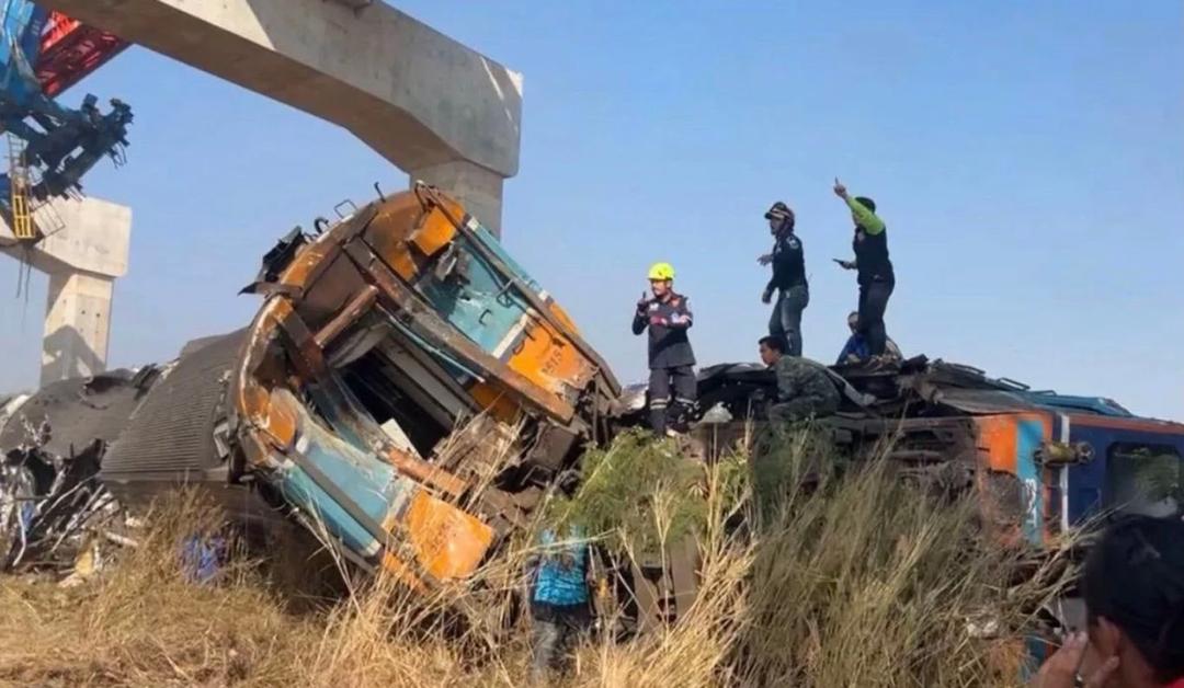 Collision train-grue Thaïlande 
