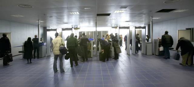 Contrôle passagers aéroport 