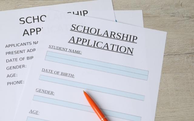 bourses scolaires royaume-Uni 