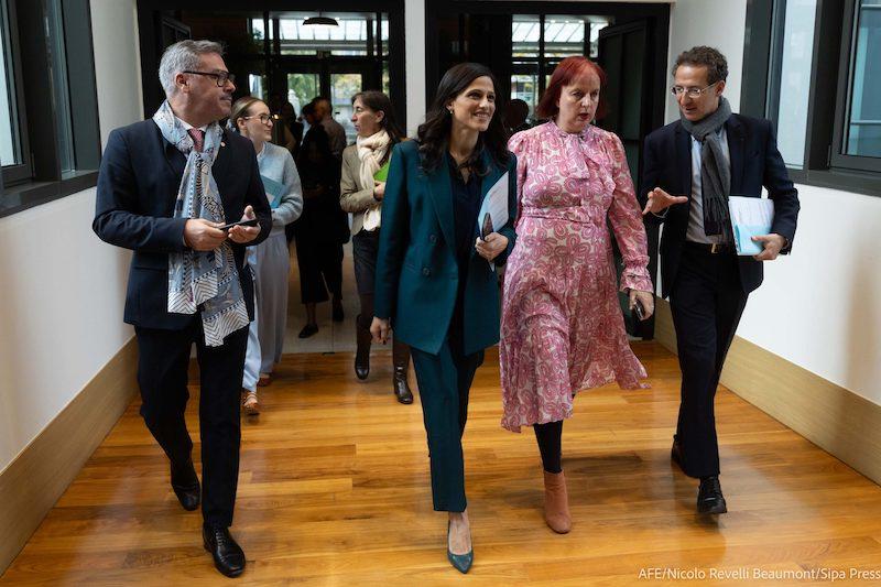 A l'Assemblée des Français de l'étranger 