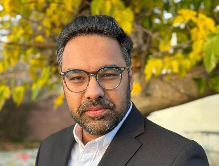 Portrait de l'avocat d'immigration Asif Arif