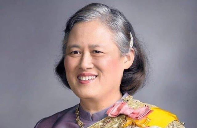 Princesse de Thaïlande, sœur du roi Rama X
