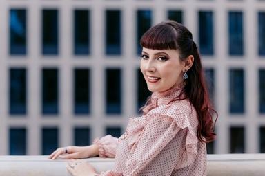 Cyrielle Czyżewska, fondatrice et directrice de l’agence franco-polonaise de marketing ID DROP.