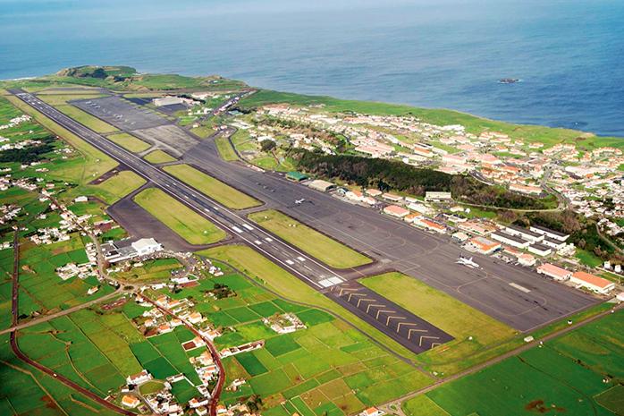 Base des Lajes aux Açores