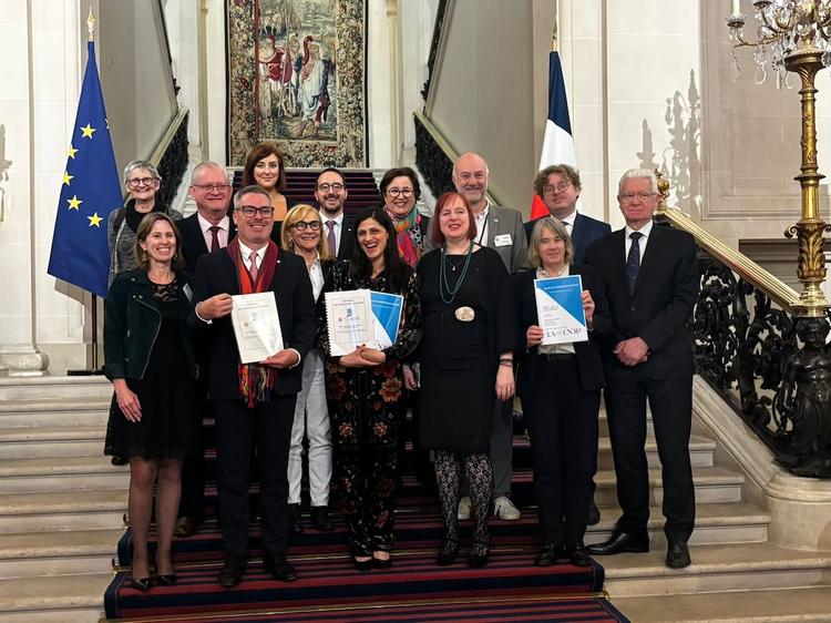 Remise du Rapport des Assises Protection Sociale