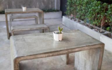 table-pique-nique-en-beton