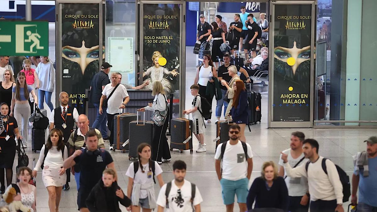 Interior del Aeropuerto de Málaga - Costa del Sol