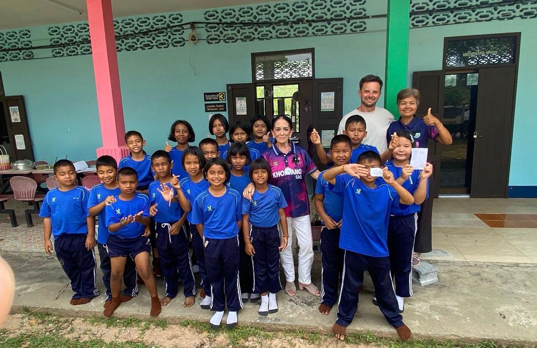 Eleves Natacha school Élisabeth Zana et Jérémie parrain