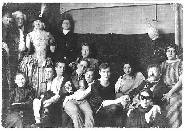 Magnus Hirschfeld, entouré de proches