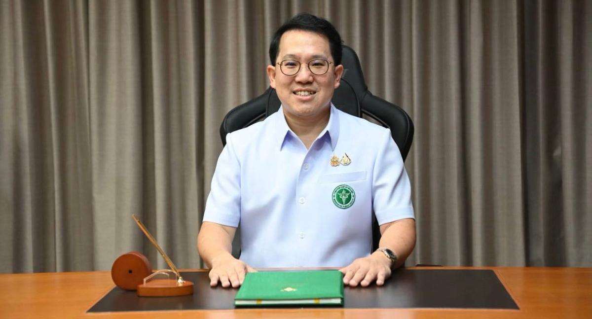 Pattana Promphat, ministre thaïlandais de la santé publique