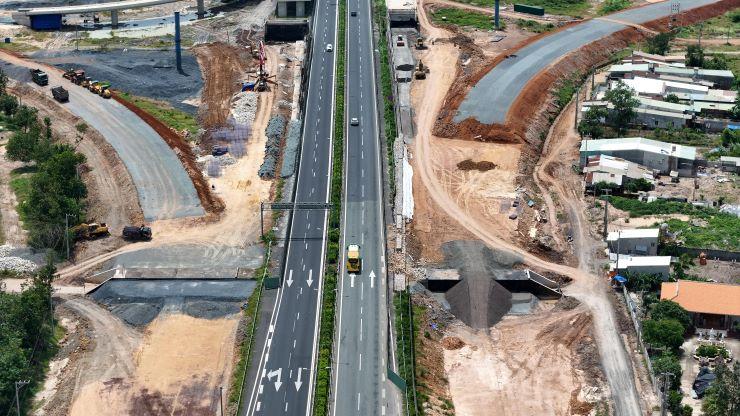 Le Vietnam mise sur les autoroutes pour soutenir sa croissance