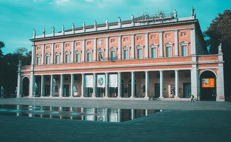 bâtiment_fontaine