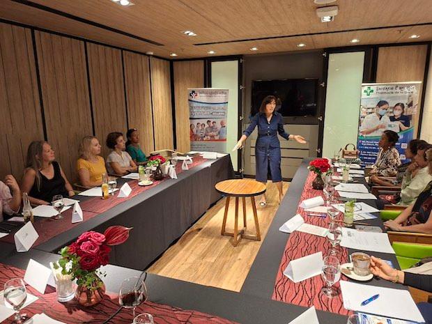 Echange entre femmes lors de l'atelier sur la ménopause 