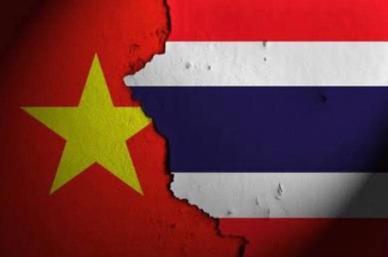 Drapeaux Vietnam Thaïlande 