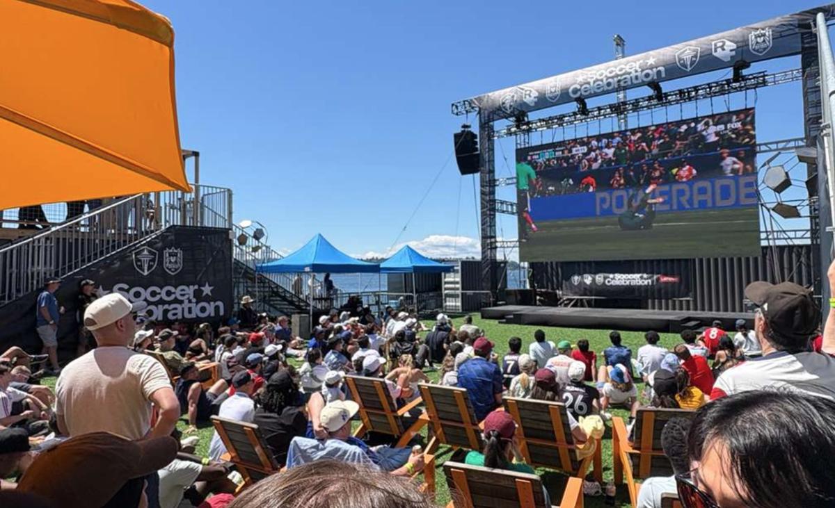 Waterfront Fan Experience - Crédit Sjj