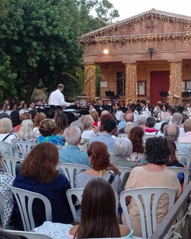 Saison 2025-2026 de l’Orchestre de la ville de Malaga … pour des moments uniques et gratuits. Le cimetière anglais de Malaga accueillera le prochain concert ce dimanche 12 juillet à 20h