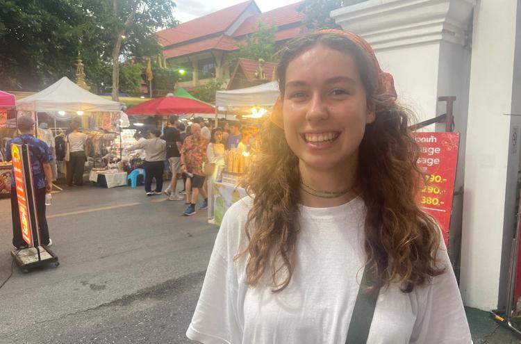 Blanche voyageuse solitaire en Thaïlande 