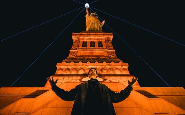 Michael Canitrot NY