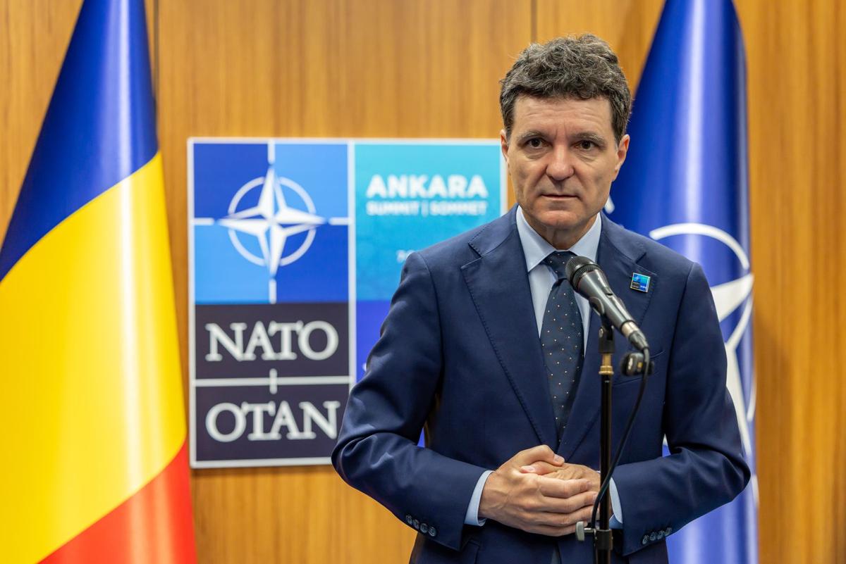 nicusor dan roumanie OTAN 