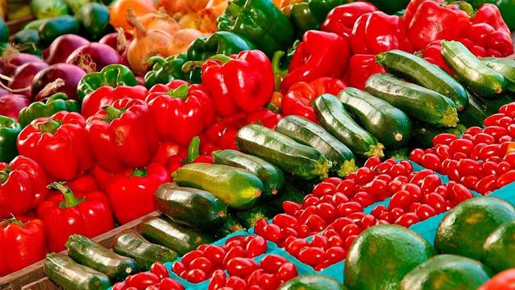Andalucía lidera el sector agroalimentario español con 27.563 M€ de VAB, el 20% del total nacional