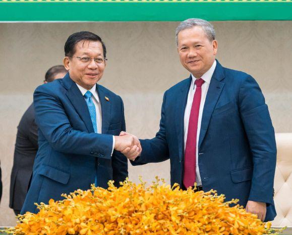 Min Aung Hlaing et Hun Manet