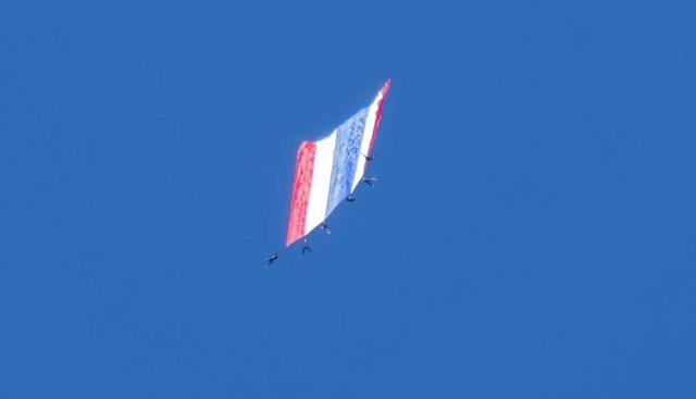 Drapeau thaï record dans les airs 
