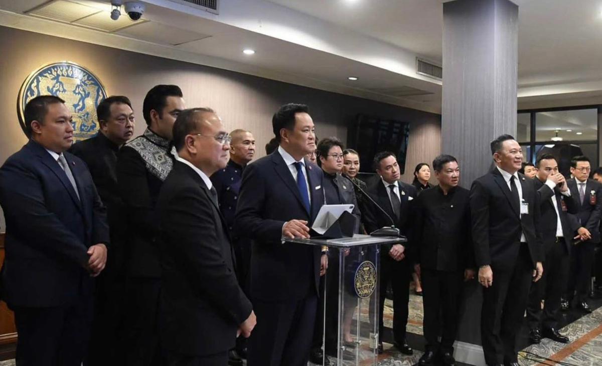 Gouvernement thaï en conférence de presse