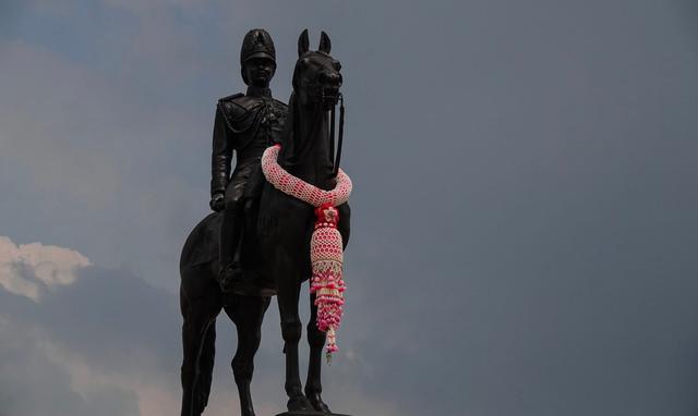 Statue équestre de Rama V