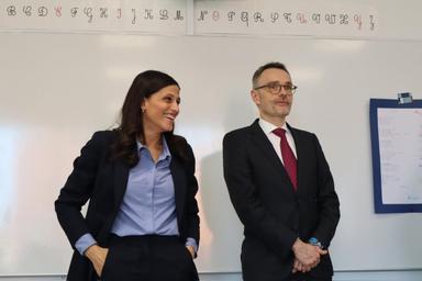 Eléonore Caroit et Alexandre Morois à Copenhague en visite au Lycée Français - source - cabinet ministère 