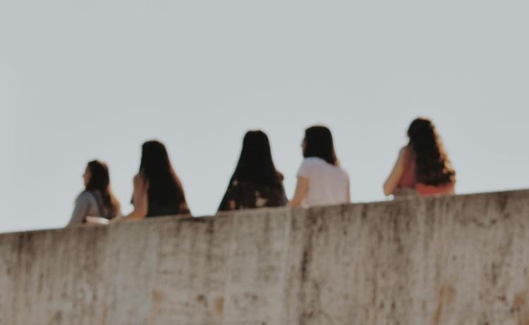 groupe_jeunes_dos