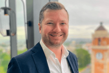 Hadrien Brassens est un serial entrepreneur en Australie 