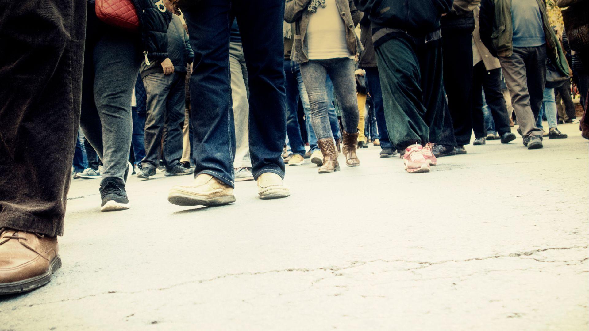 des manifestations sociales à Nîmes et dans toute la France 
