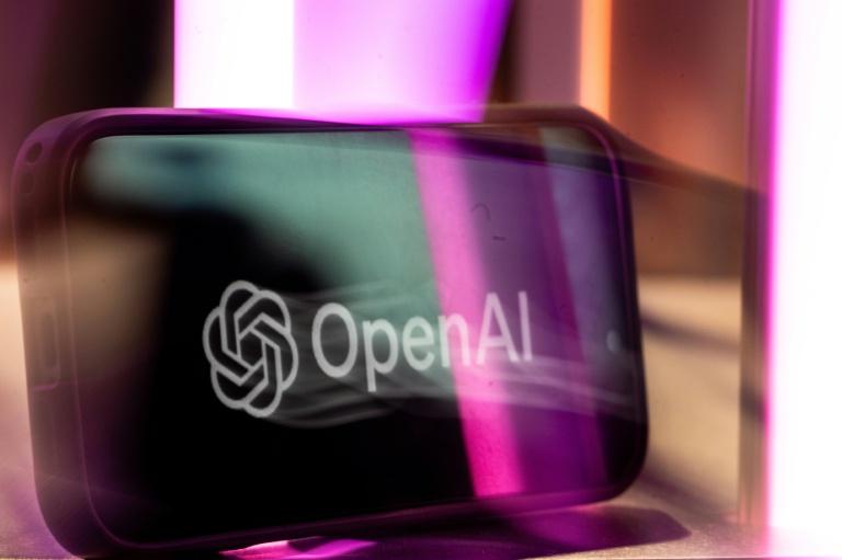 Micro caché chez OpenAI : un ingénieur saoudien inculpé, Washington invoque la sécurité nationale