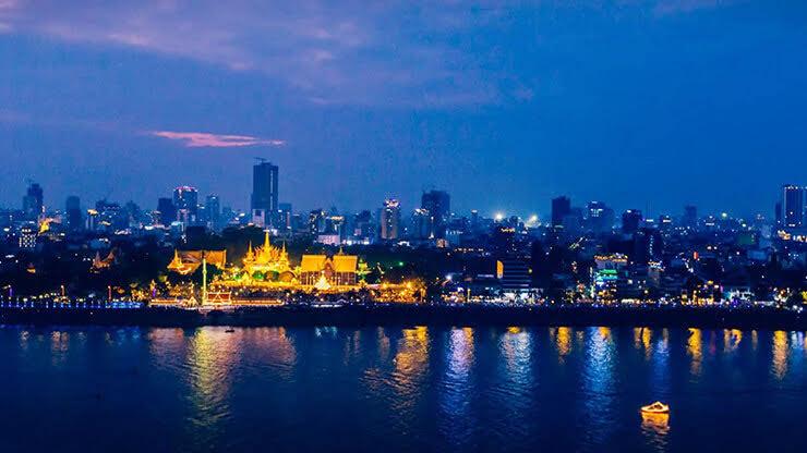 riverside Phnom Pneh