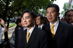 Abhisit2