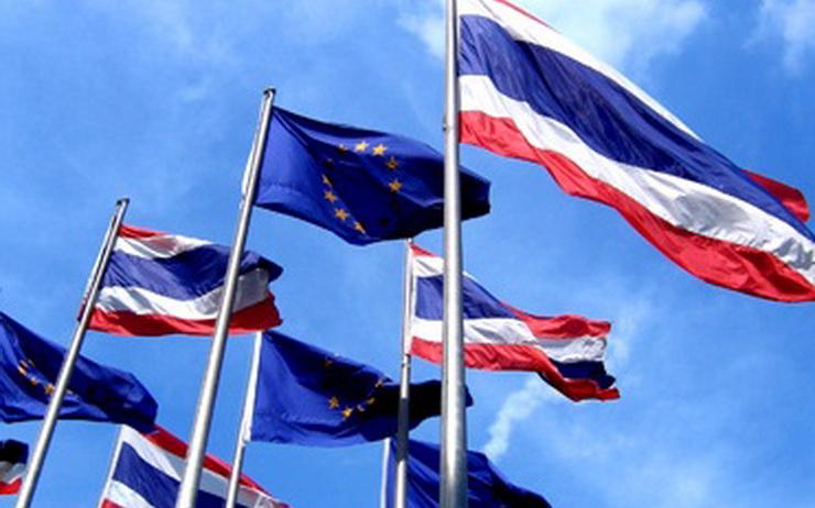 Drapeaux-UE-Thailand