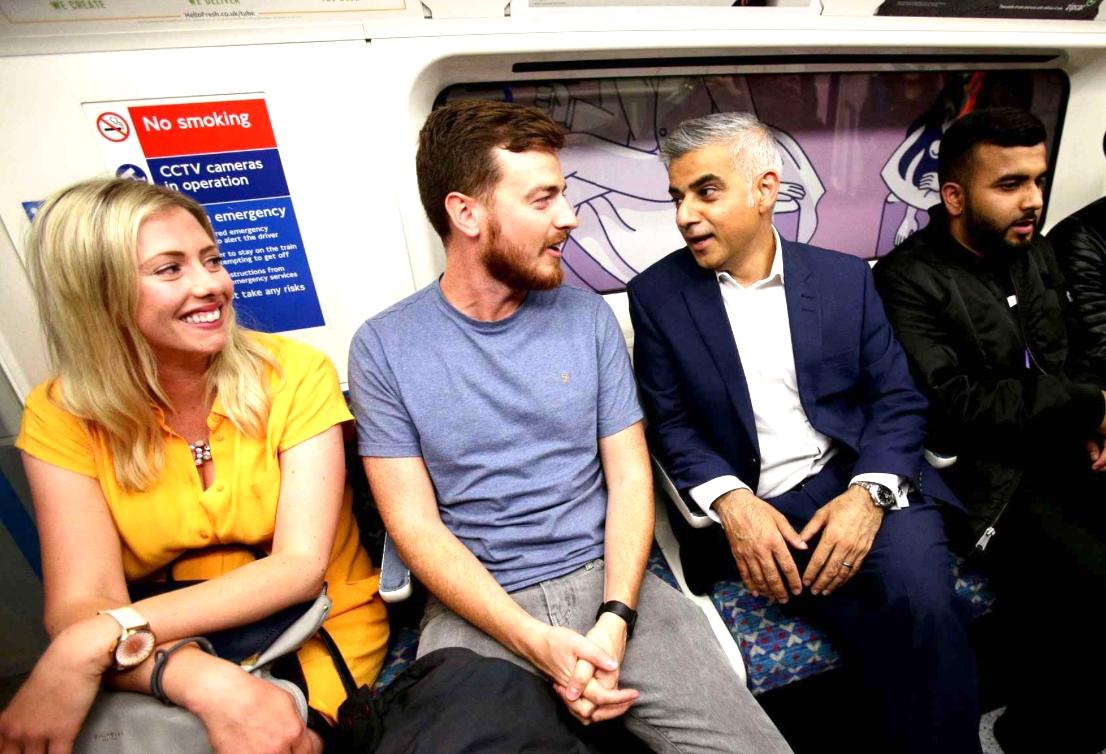 Londres, métro, nuit, night, tube, London, Sadiq, Khan, inauguration, vidéo, maire, Central, Victoria, line, ligne, Jubilee