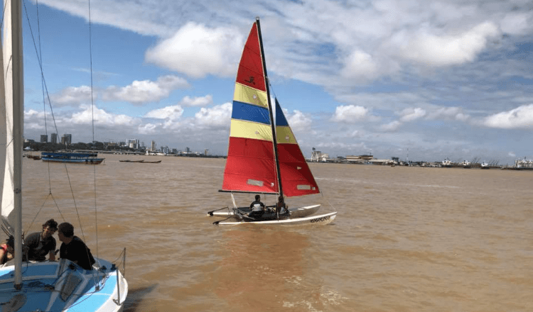Cercle de la voile d'Abidjan