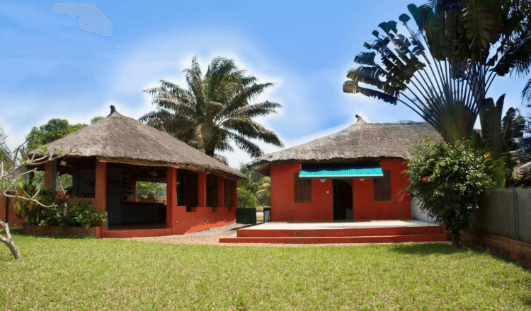 African Queen Lodge
